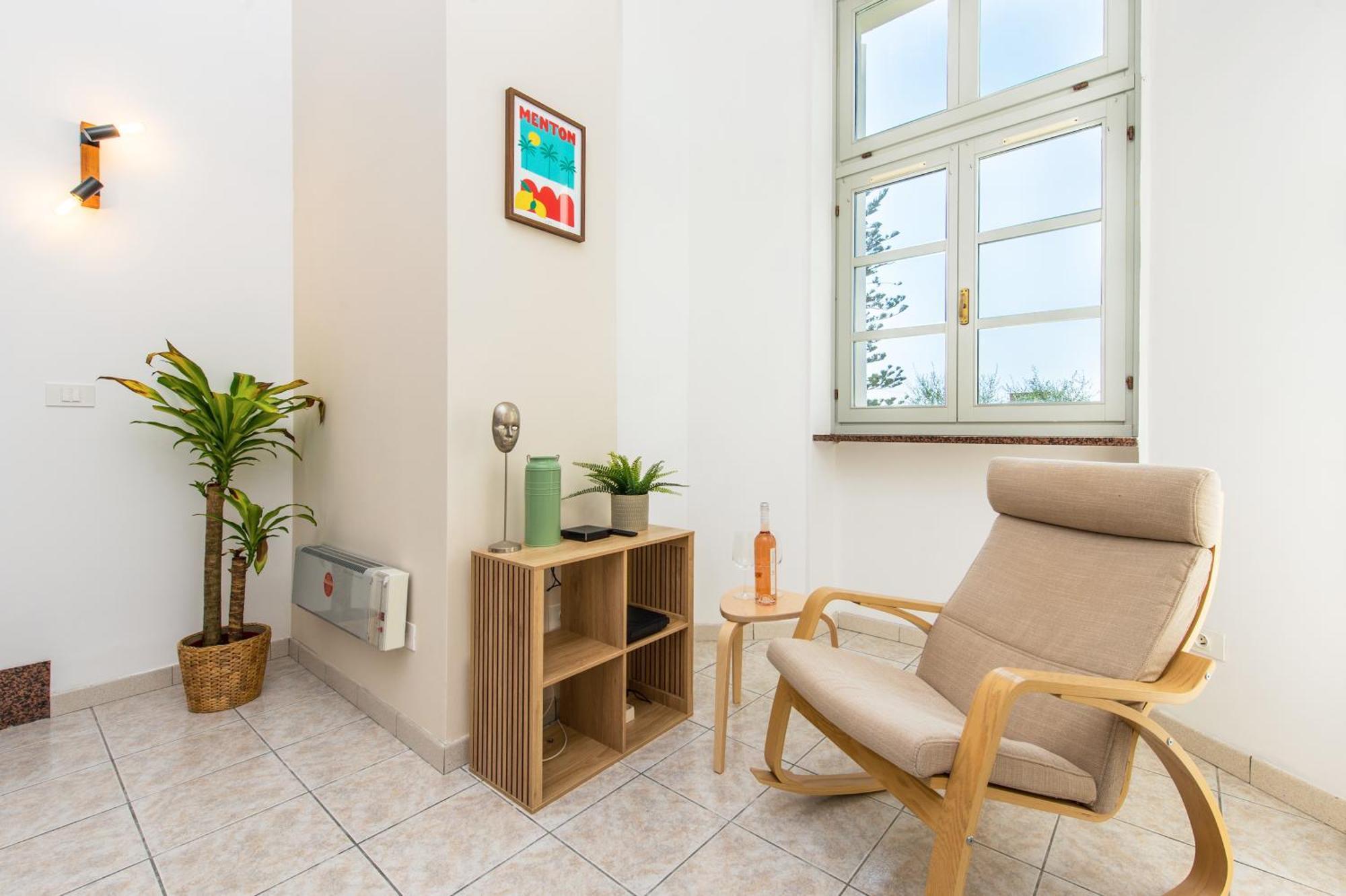 Oliviers -Agreable 2 Pieces Dans Maison Bourgeoise Mentone Esterno foto